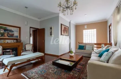 Casa com 4 quartos à venda na rua prisciliana duarte, 515, jardim da saude, são paulo, 300 m2 por r$ 1.800.000