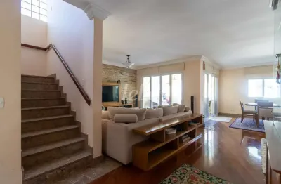 Casa com 3 quartos à venda na rua roque petrella, 1051, vila cordeiro, são paulo, 220 m2 por r$ 2.100.000