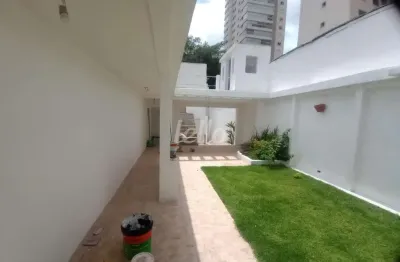Casa comercial com 8 salas à venda na rua visconde de guaratiba, 379, vila firmiano pinto, são paulo, 240 m2 por r$ 1.080.000