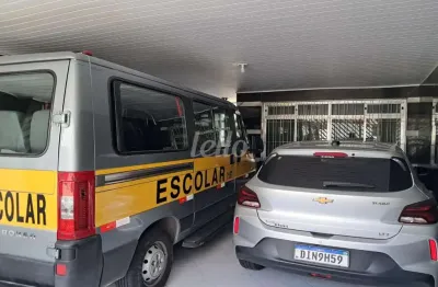 Casa com 3 quartos à venda na Rua Dois de Janeiro, 289, Vila Salete, São Paulo, 200 m2 por R$ 900.000