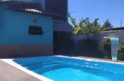 Sobrado no bairro santa julia, em itanhaém - lado praia, acesso pavimentado.