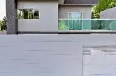 Sobrado no bairro cibratel 1, em itanhaém - localizado lado praia, em rua calçada.