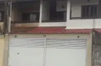 Casa no bairro cibratel 2, em itanhaém - sendo lado praia, em rua asfaltada.