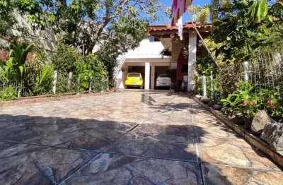 Casa no bairro jardim califórnia, em itanhaém - localizada lado praia.
