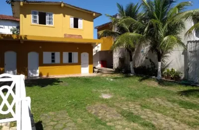 Ótima pousada com piscina à venda no bairro suarão, em itanhaém ** localizada lado praia, em rua calçada.