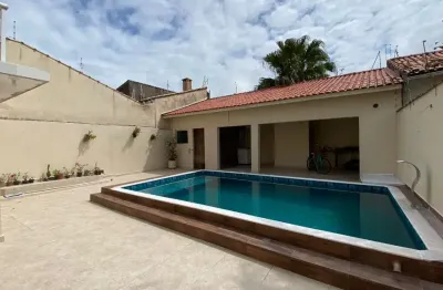 Casa com edicula nos fundos á 50m do mar - cibratell ii, itanhaém/sp.