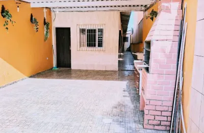 Casa á venda no chácara das tamaras em itanhaém , litoral sul de sp.