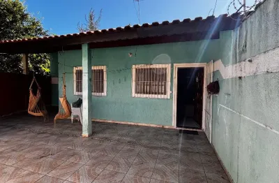 Casa com 03 dormitórios á venda em itanhaém á 280m do mar