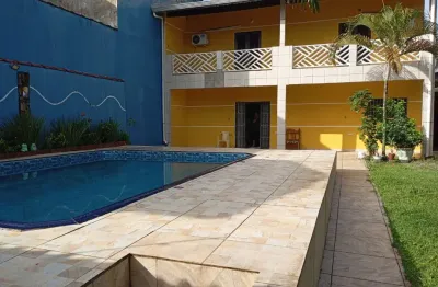 Sobrado lote inteiro a 30 metros do mar em itanhaém/sp- santa terezinha