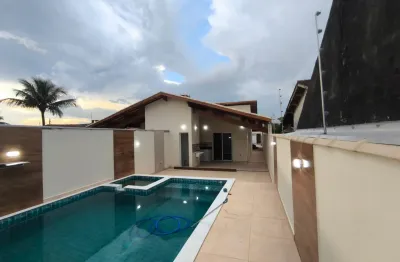 Casa nova , moderna e com piscina na praia do cibratel em itanhaém/sp