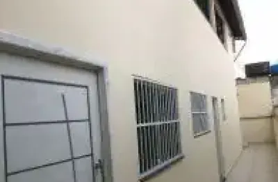 Linda casa localizada no campos elísios - em rua asfaltada