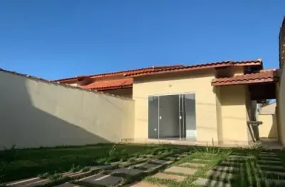 Excelente casa localizada no bairro são fernando - lado praia.