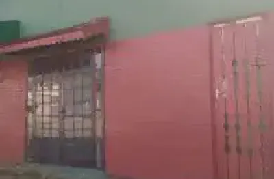 Salão comercial no bairro balneário gaivota, localizado lado praia, em rua asfaltada - pizzaria montada com: salão com mesas, forno a lenha,área externa, depósito, estoque e 02 wcs.