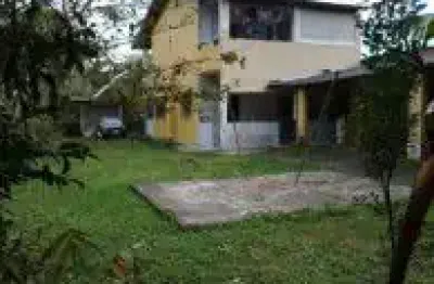 Casa no bairro recanto dos imigrantes, em itanhaém - possui espaço para piscina, churrasqueira.