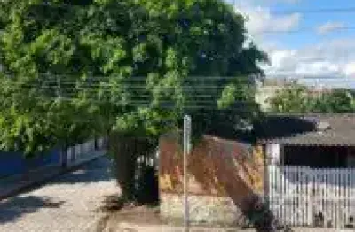 Ótima casa no jardim laranjeiras em itanhaém, lado serra em rua calçada.