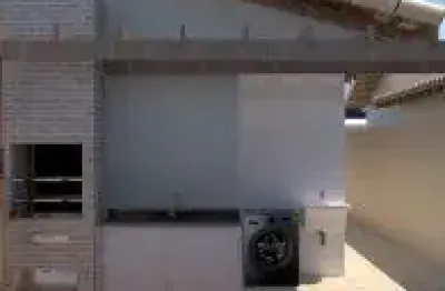Ótima casa no jardim magalhães em itanhaém, lado serra em rua calçada.