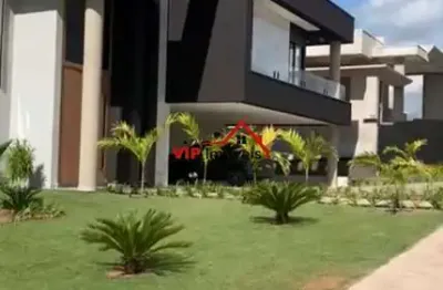 Maravilhosa casa de alto padrão no condomínio terras caxambu com 408m²