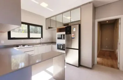 Casa para venda em criciúma, centro, 3 dormitórios, 1 suíte, 3 banheiros, 2 vagas