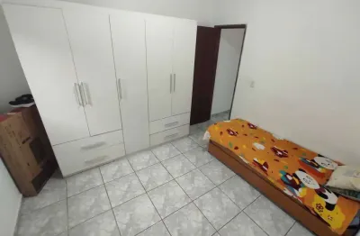 Casa com 2 quartos à venda na Rua Luzia Borba Ranciaro, 115, Vila Antártica, Praia Grande