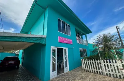 Residência à venda no bairro guanabara, ideal para investidores ou famílias em busca de um imóvel amplo e versátil.