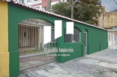 Casa com piscina e churrasqueira em praia grande sp.