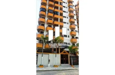 Apartamento com vista para o mar em praia grande sp.
