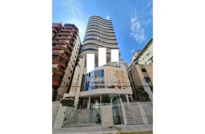 Cobertura duplex com vista mar na guilhermina em praia grande sp.