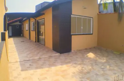 Casa com 2 quartos à venda na rua marquês de monte alegre, 451, jardim real, praia grande, 83 m2 por r$ 470.000