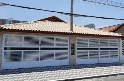 Casa com 2 quartos à venda na Rua Rosa Marli de Souza, 186, Vila Mirim, Praia Grande
