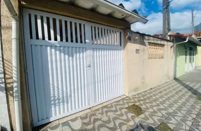 Casa com 3 quartos à venda na Rua Itapuã, 71, Tupi, Praia Grande