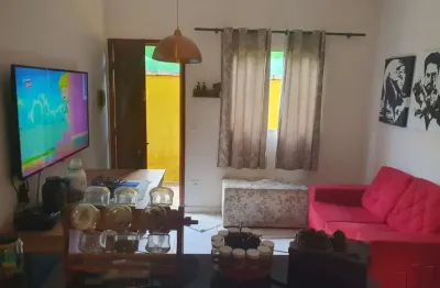 Casa com 2 quartos à venda na avenida jairo de camargo martins, 1.859, jardim samambaia, praia grande, 44 m2 por r$ 190.000