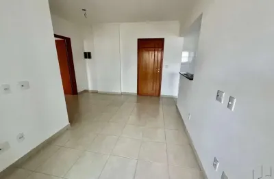 Apartamento com 1 quarto à venda na rua chile, 437, guilhermina, praia grande, 50 m2 por r$ 320.000