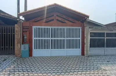 Casa com 2 quartos à venda na Rua Barão de Paranapiacaba, 350, Jardim Real, Praia Grande por R$ 350.000