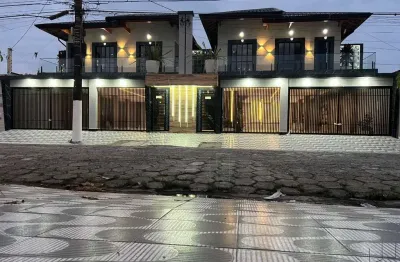 Casa à venda em praia grande-sp, bairro maracanã! 2 quartos, 1 sala, 1 banheiro, 1 vaga de garagem, 60,44 m².
