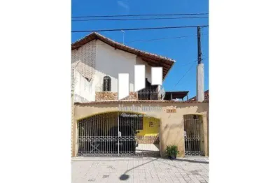 Casa com 3 quartos à venda na Rua Santana do Ipanema, 467, Cidade Ocian, Praia Grande