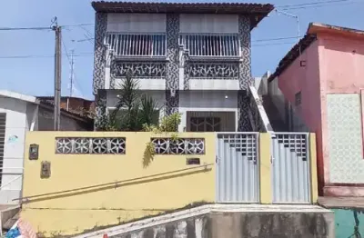 Casa mobiliada para locação  em Ponta de Pedras – PE | Próx. à praia