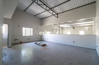 Barracão / Galpão / Depósito com 1 sala para alugar na Vila Linda, Santo André  por R$ 10.000
