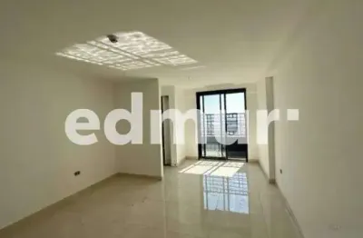 Sala comercial com 1 sala para alugar no parque jaçatuba, santo andré  por r$ 1.500