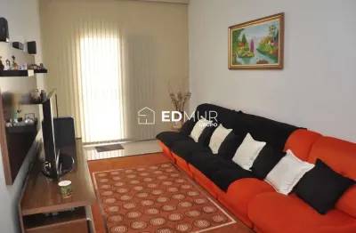 Casa com 4 quartos à venda na Vila Camilópolis, Santo André  por R$ 1.200.000