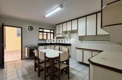 Casa com 3 quartos para alugar na Vila Curuçá, Santo André  por R$ 4.000