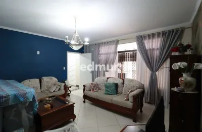 Casa com 3 quartos para alugar na vila pires, santo andré  por r$ 3.200