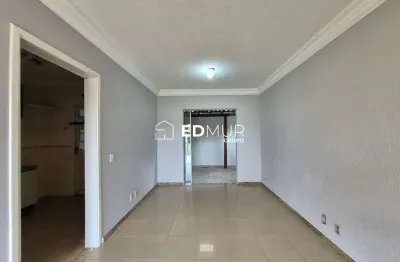 Casa em condomínio fechado com 3 quartos para alugar na Vila Metalúrgica, Santo André  por R$ 3.300