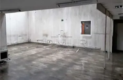 Prédio com 6 salas para alugar no jabaquara, são paulo  por r$ 30.000