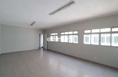Sala comercial com 2 salas para alugar no Parque das Nações, Santo André  por R$ 2.500