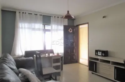Casa com 2 quartos para alugar na vila pires, santo andré  por r$ 2.780