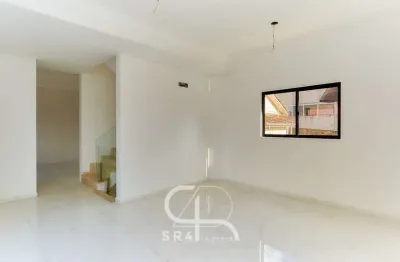 Casa com 3 quartos para alugar na Rua João Tschannerl, 240, Vista Alegre, Curitiba