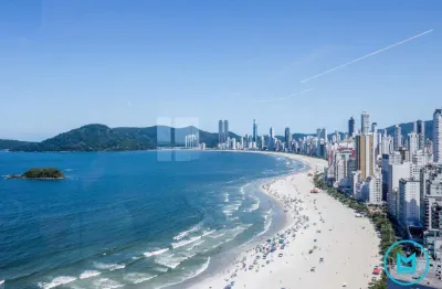 Belissímo apartamneto frente mar de balneário camboriú,sc.