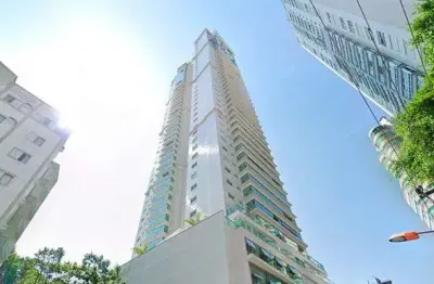 Apartamento com vista panorâmica, 3 suítes e 2 vagas a 1 minuto da praia em bc