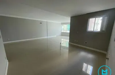 Apartamento de 159,95m² com área total de 317,21m² em localização exclusiva