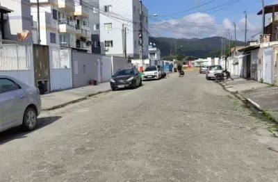 Casa com 3 quartos à venda na Rua Bucareste, 329, Santa Regina, Camboriú